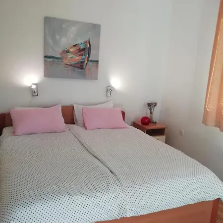 Daire Ivana Mitten Im Blumengarten By Interhome Dubrovnik