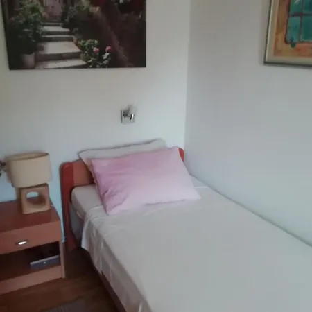 Ivana Mitten Im Blumengarten By Interhome Daire Dubrovnik