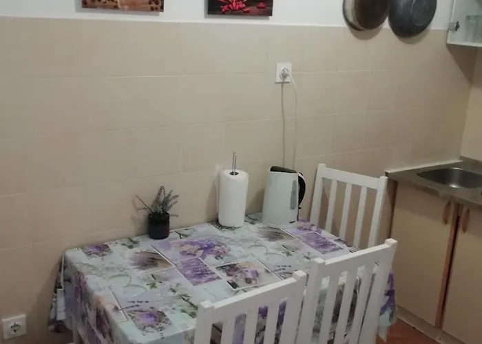 Ivana Mitten Im Blumengarten By Interhome Appartamento