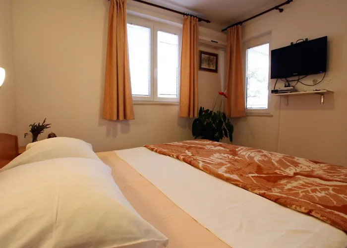 Apartman Ivana Mitten Im Blumengarten By Interhome Dubrovnik