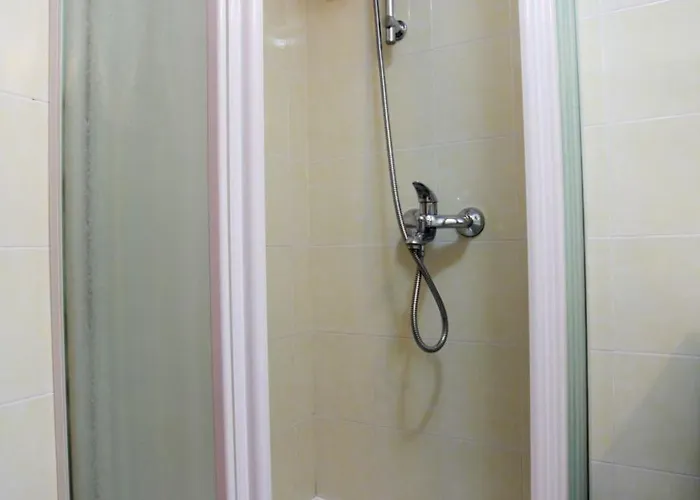 Ivana Mitten Im Blumengarten By Interhome